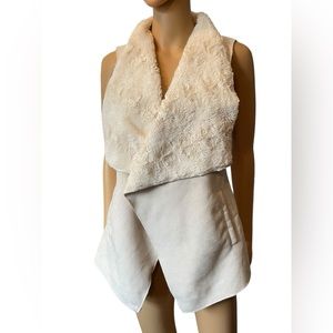 Marc New York Andrew Mark Cream Faux Fur Neutral Open Face Soft Luxe Vest